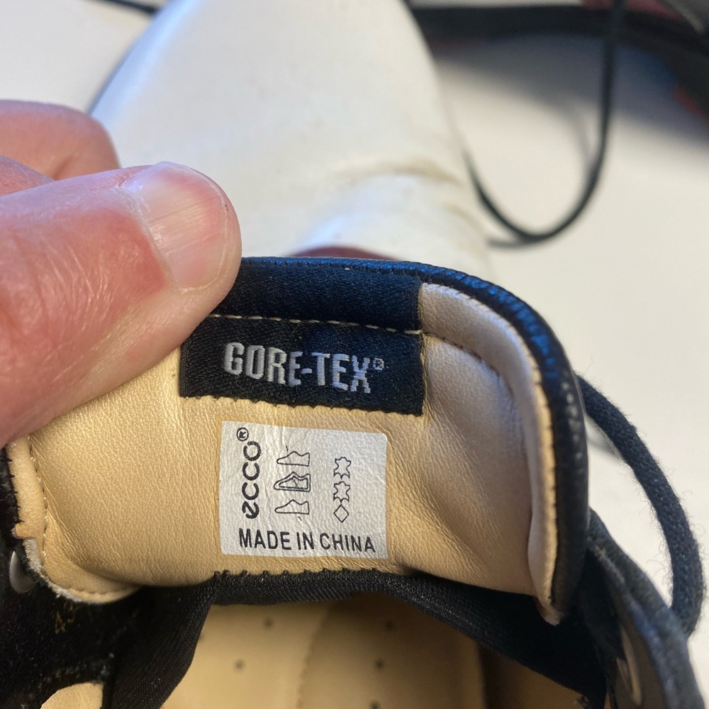 Ecco Cream Gore-Tex Oxfords for Timeless Elegance